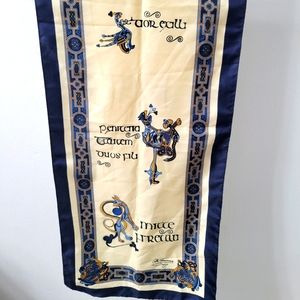 Celtic Renaissance Designs Rectangle Scarf Cream & Blue Trinity Knot Design